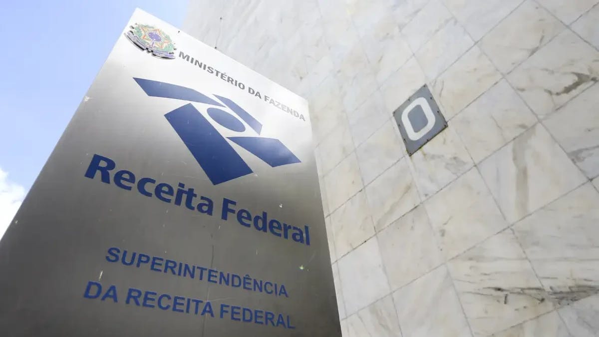 Novo grupo de brasileiros têm prioridade para receber restituição do Imposto de Renda