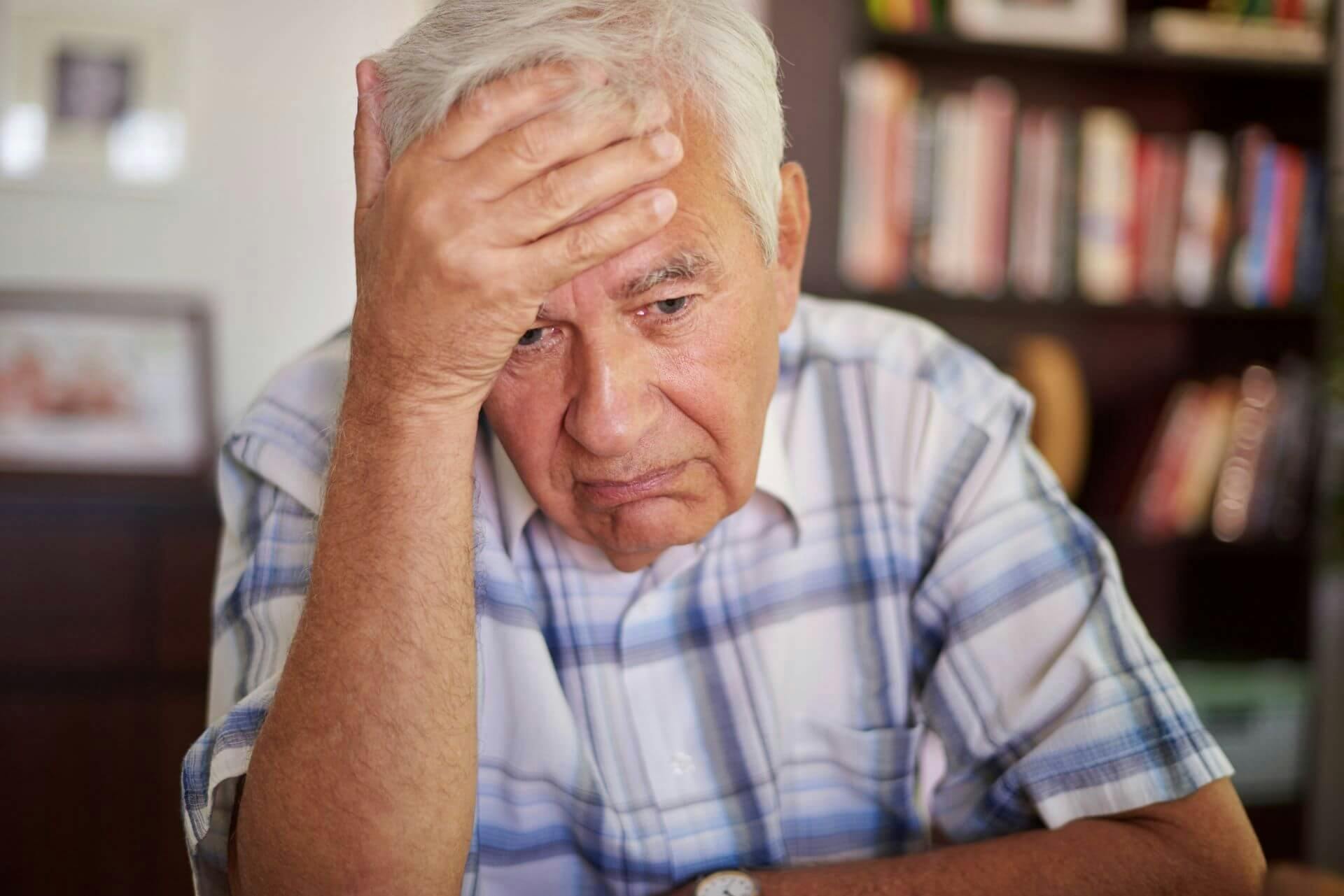 10 dicas para evitar fraudes e golpes a idosos, aposentados e pensionistas