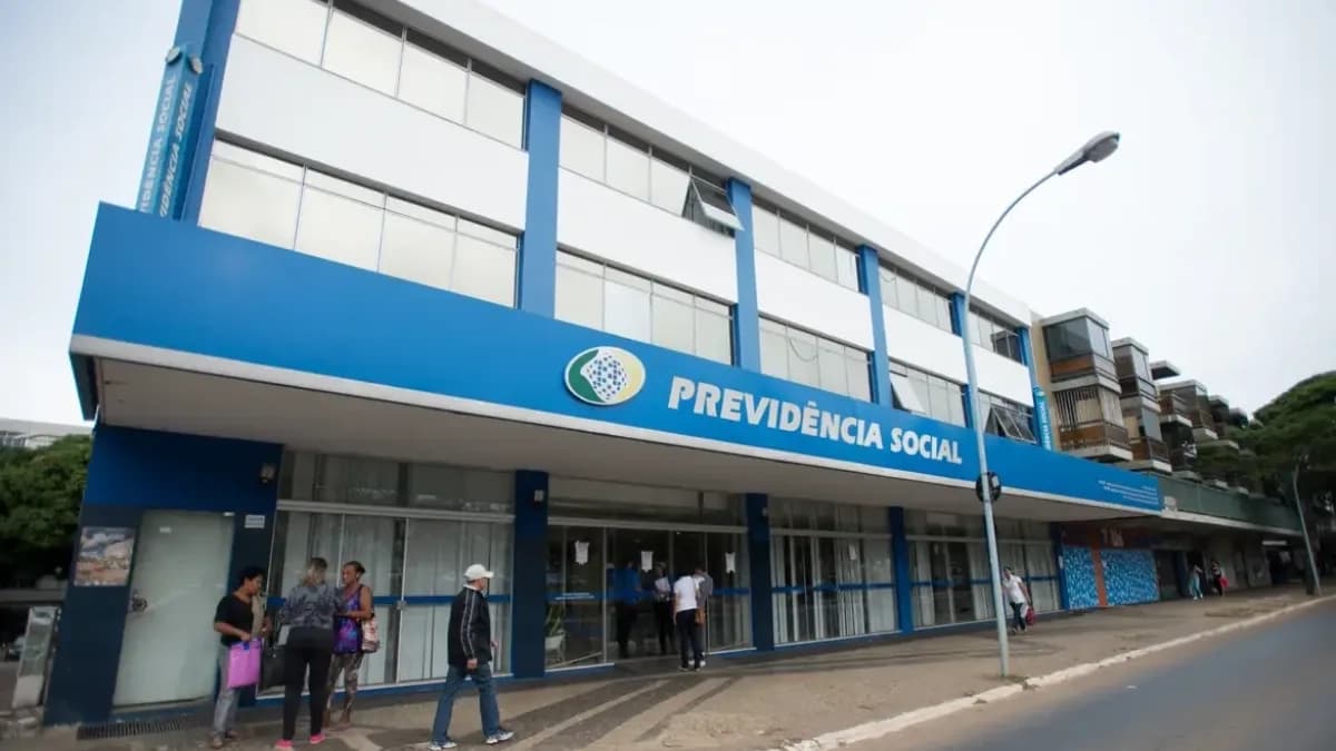 INSS: Sistema dá erro e gera emissão de laudos médicos com dizeres "blá blá blá"