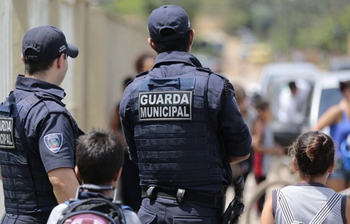 PEC quer transformar guarda municipal em policial; veja o que pode mudar