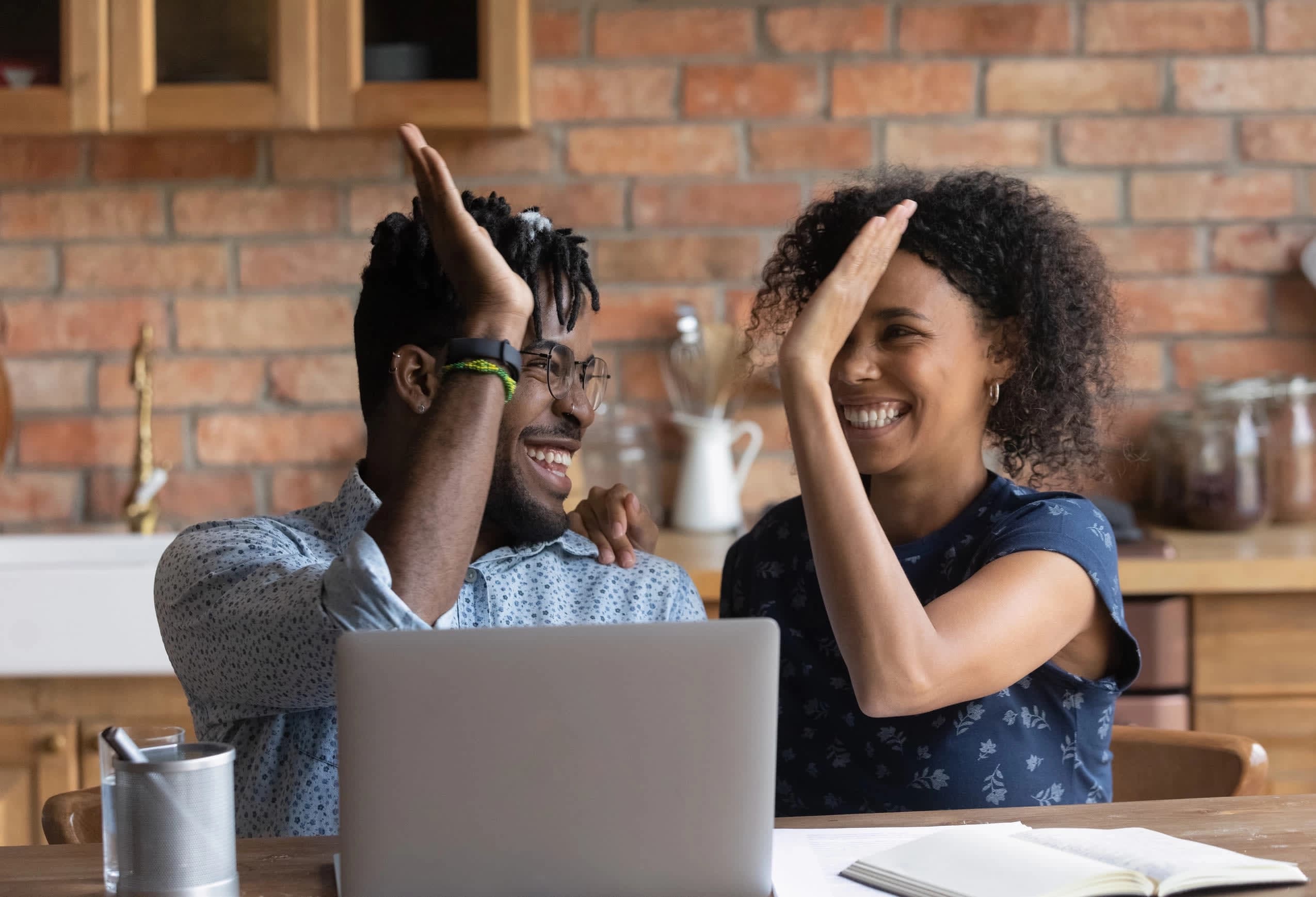 Quais as diferenças entre a portabilidade de empréstimo consignado e a renegociação de dívidas?