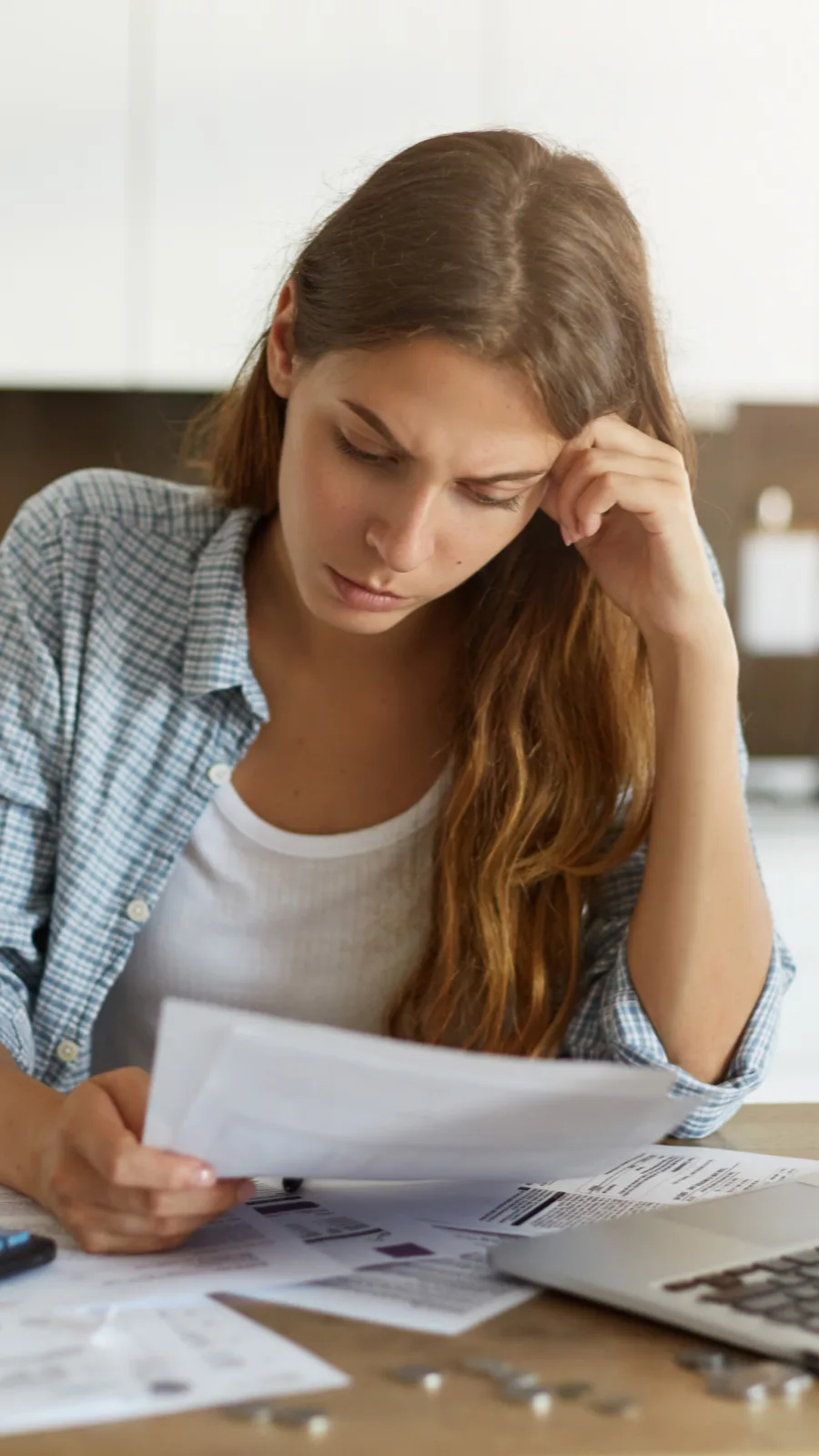 Entre consignado e financiamento: qual a melhor opção para comprar um carro?